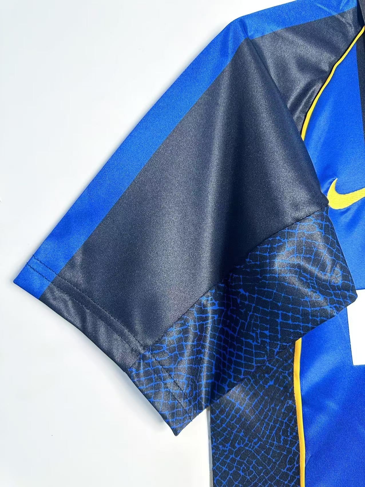 Retro Jersey INT