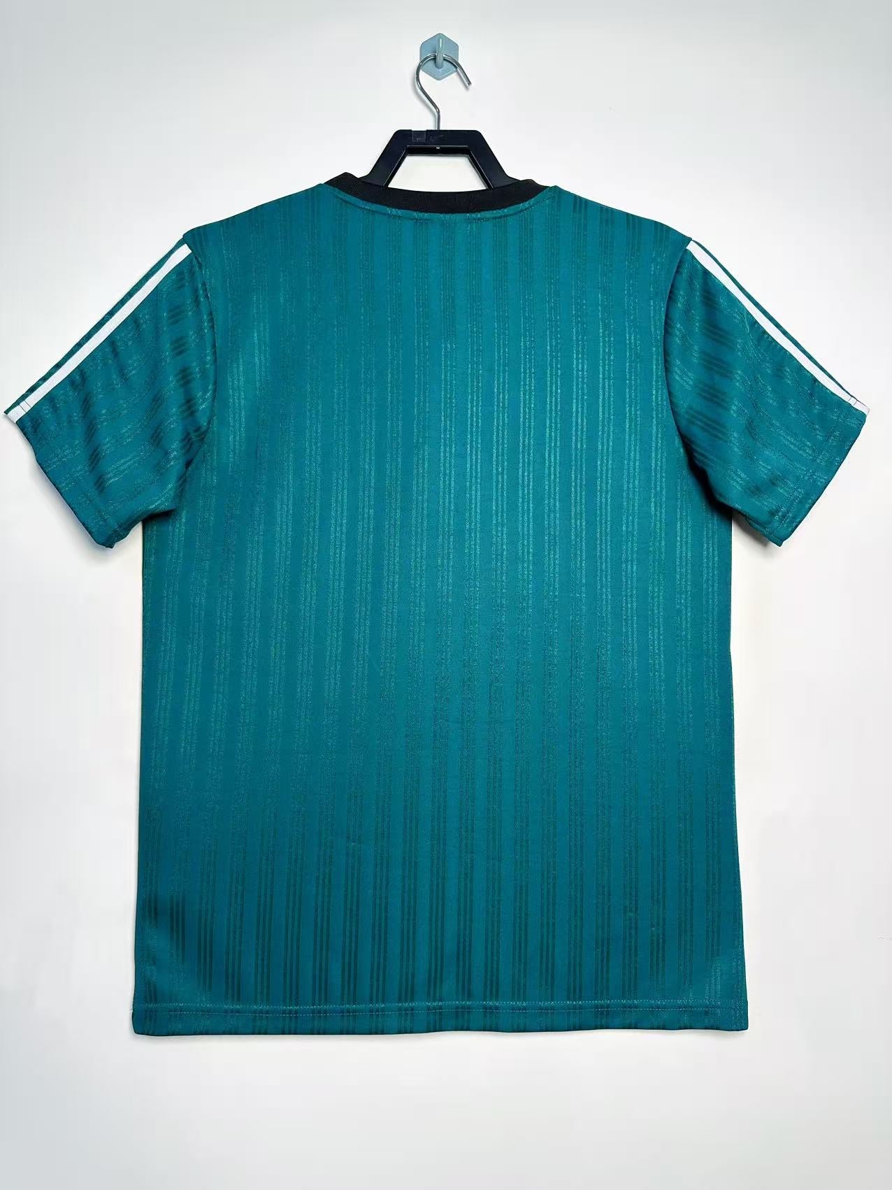 Retro Jersey LIV 2